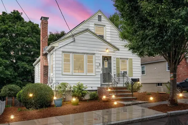195 Glenellen Rd, Boston, MA 02132
