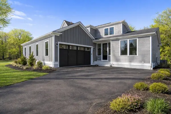 26 Country Farm Road #26, Framingham, MA 01701
