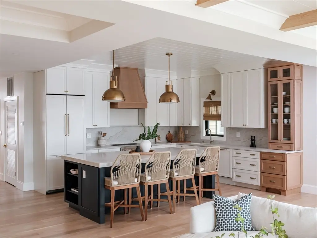 847 E 5th St, Boston, MA 02127 - #1
