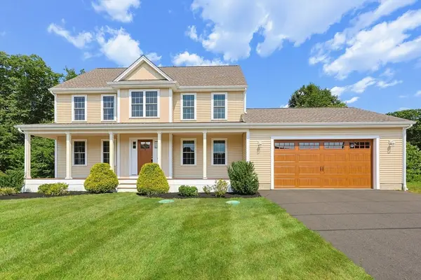 8 Preservation Way, Attleboro, MA 02703