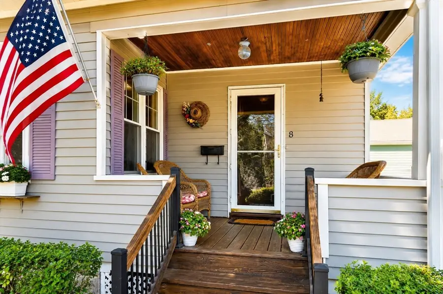 8 Highland St, Peabody, MA 01960 - #3