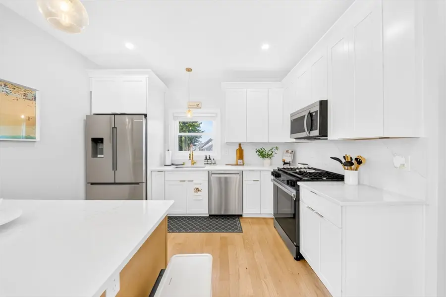 12 Sewall Ave #2B, Winthrop, MA 02152 - #3