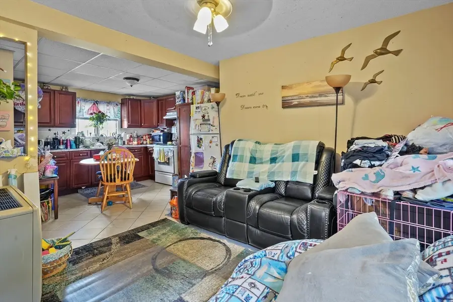 1792 Pleasant St, Fall River, MA 02723 - #3
