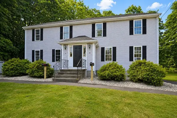 34-36 Hammond St #36, Bridgewater, MA 02324