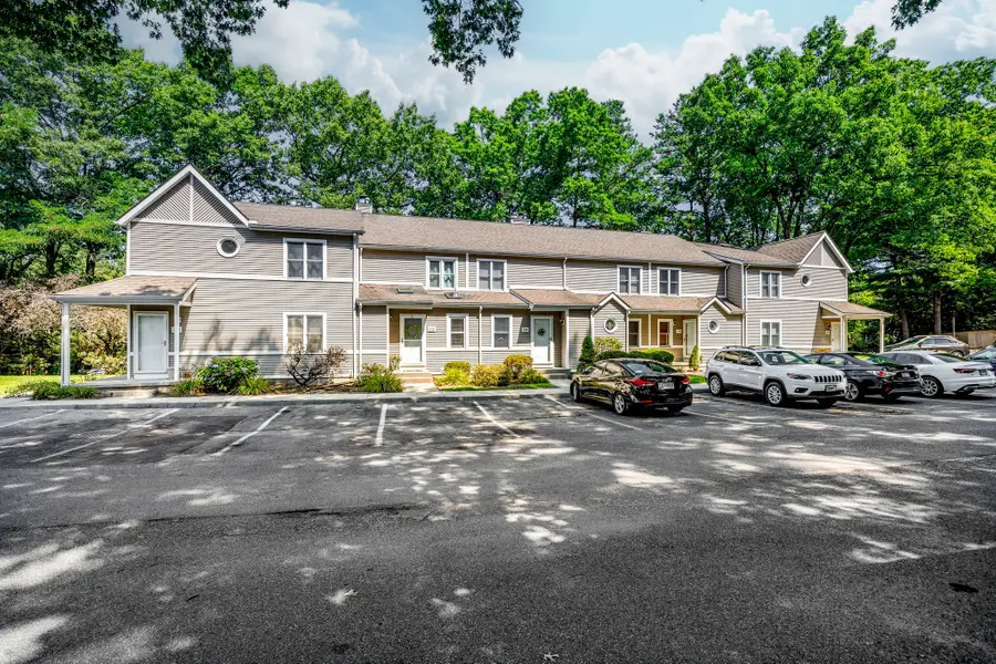 61 Abbey Memorial Dr #108, Chicopee, MA 01020 - #2