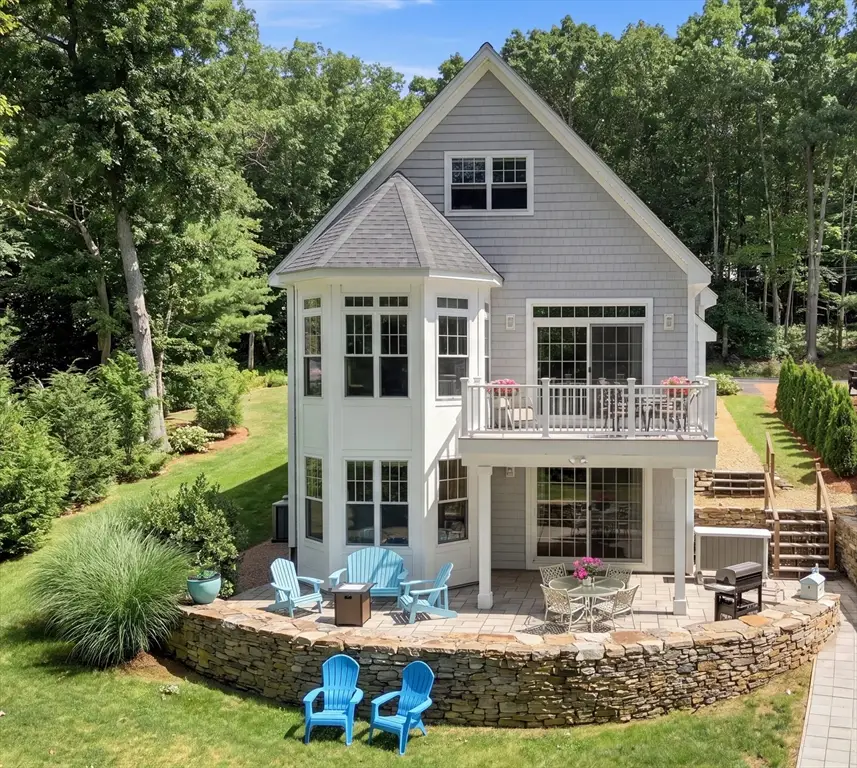 24 Laurelwood Dr, Webster, MA 01570 - #1