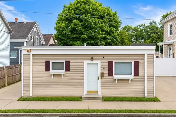 96 Locust St, New Bedford, MA 02740