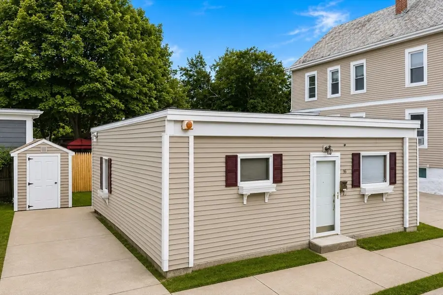 96 Locust St, New Bedford, MA 02740 - #2