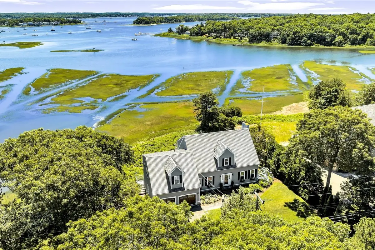 155 Wings Neck Rd, Pocasset, MA 02559 - #1