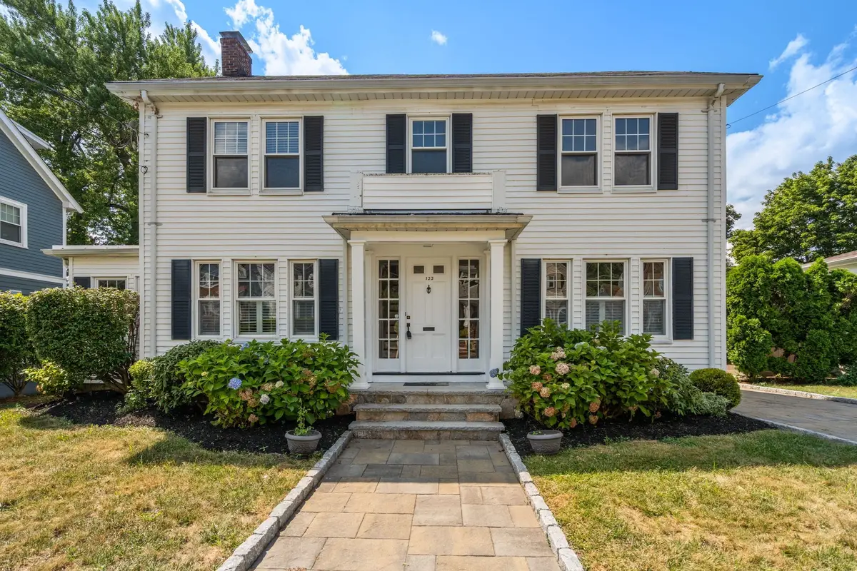 122 Lincoln Rd, Medford, MA 02155 - #1