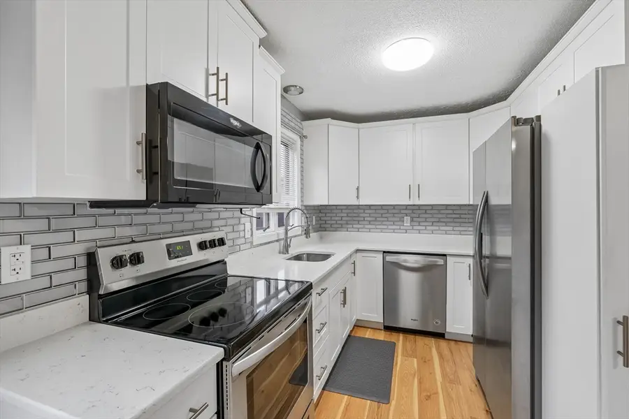 18 Ballou St #2, Putnam, CT 06260 - #3