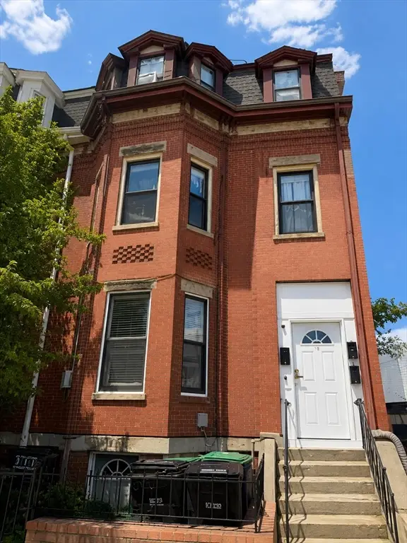 16 Cross Street East #2, Somerville, MA 01245