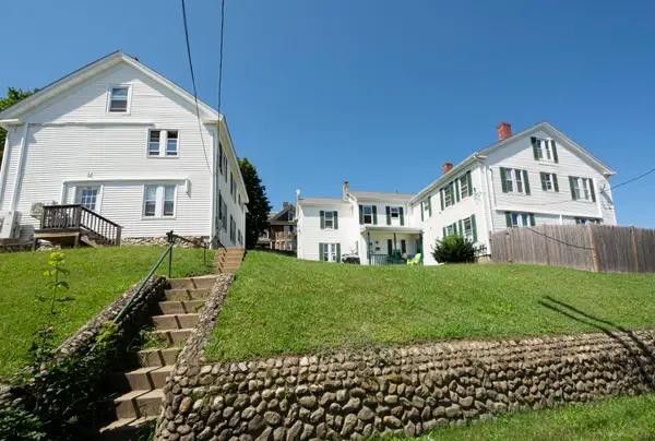 1 High St, Spencer, MA 01562