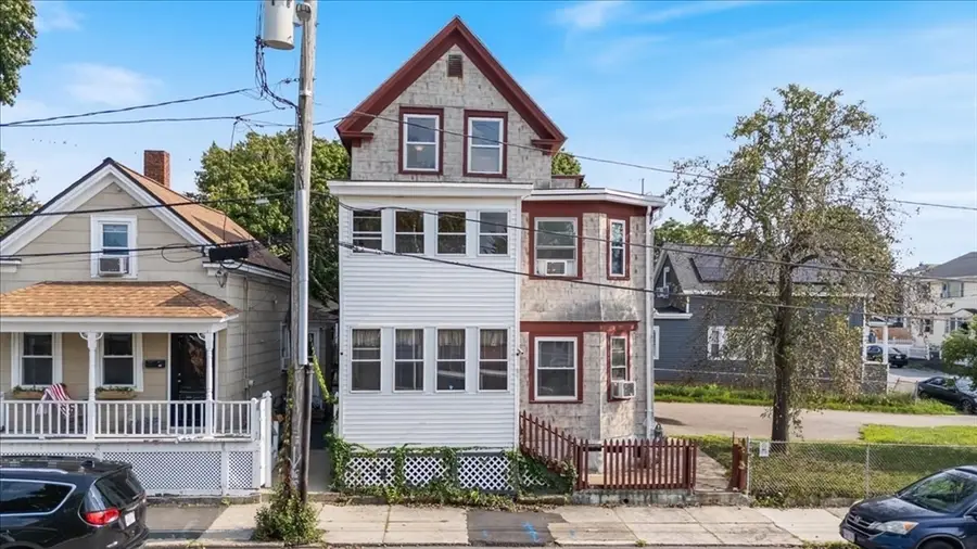 14 Atkinson St, Lawrence, MA 01843 - #2