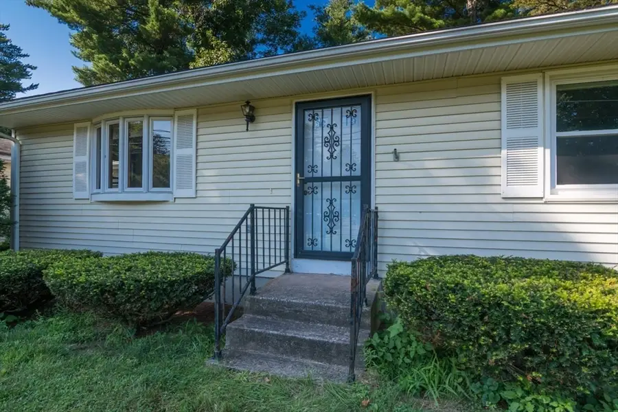 63 Tinkham Rd, Springfield, MA 01129 - #2