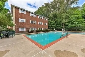 17 Cass St #2, Boston, MA 02132 - #3