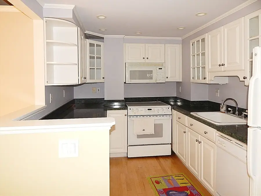 10 Rogers #211, Cambridge, MA 02142 - #3