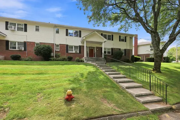 90 Colonial Cir #C, Chicopee, MA 01020