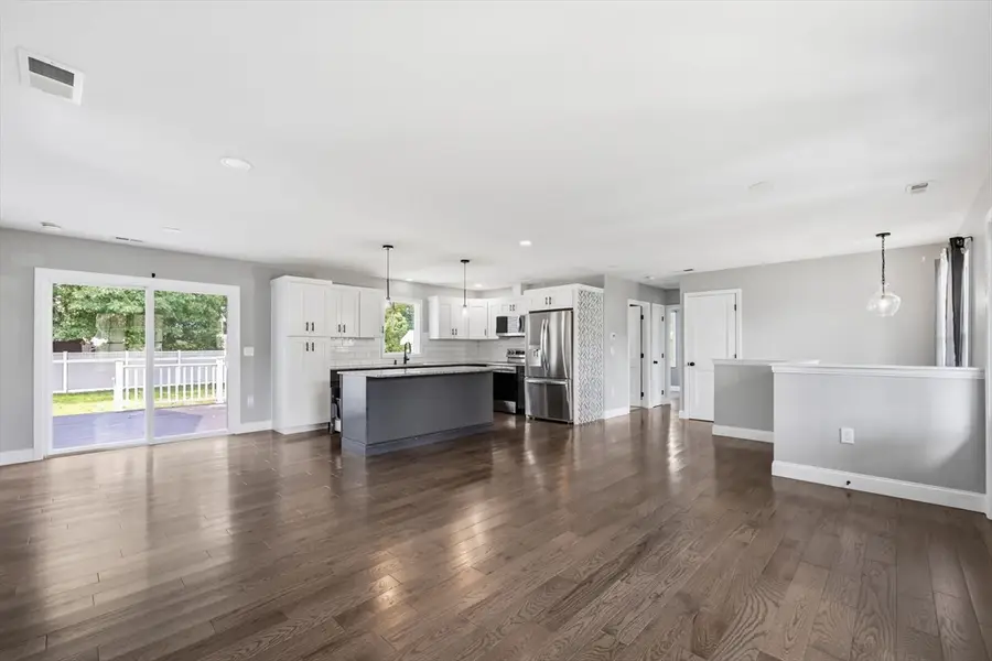54 Beverly Dr, Westfield, MA 01085 - #2