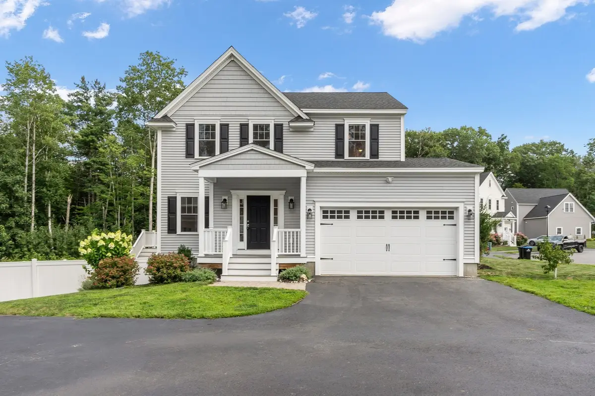 20 Curley Cir, Ayer, MA 01432 - #1