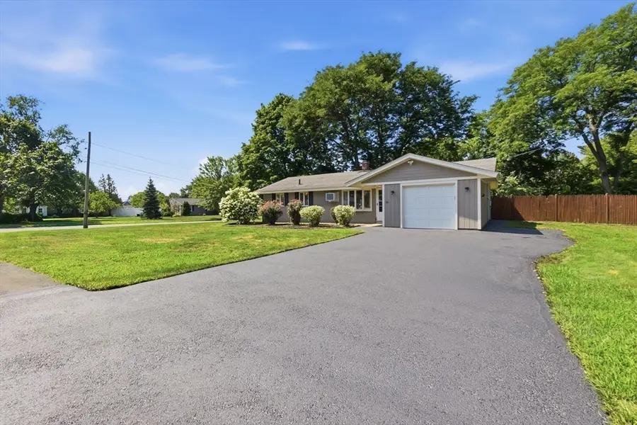 32 Massachusetts Ave., Danvers, MA 01923 - #2