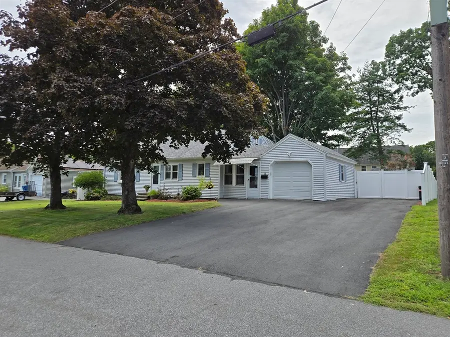 14 Ridgewood Circle, Lawrence, MA 01843 - #2