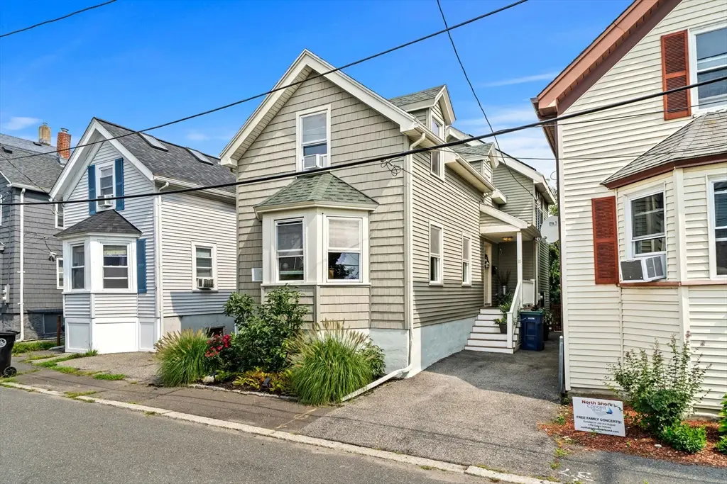 15 Beacon St, Salem, MA 01970 - #1