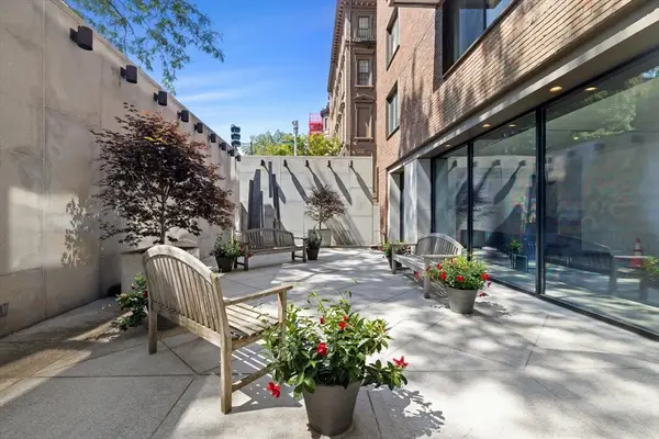 180 Beacon #15B, Boston, MA 02116