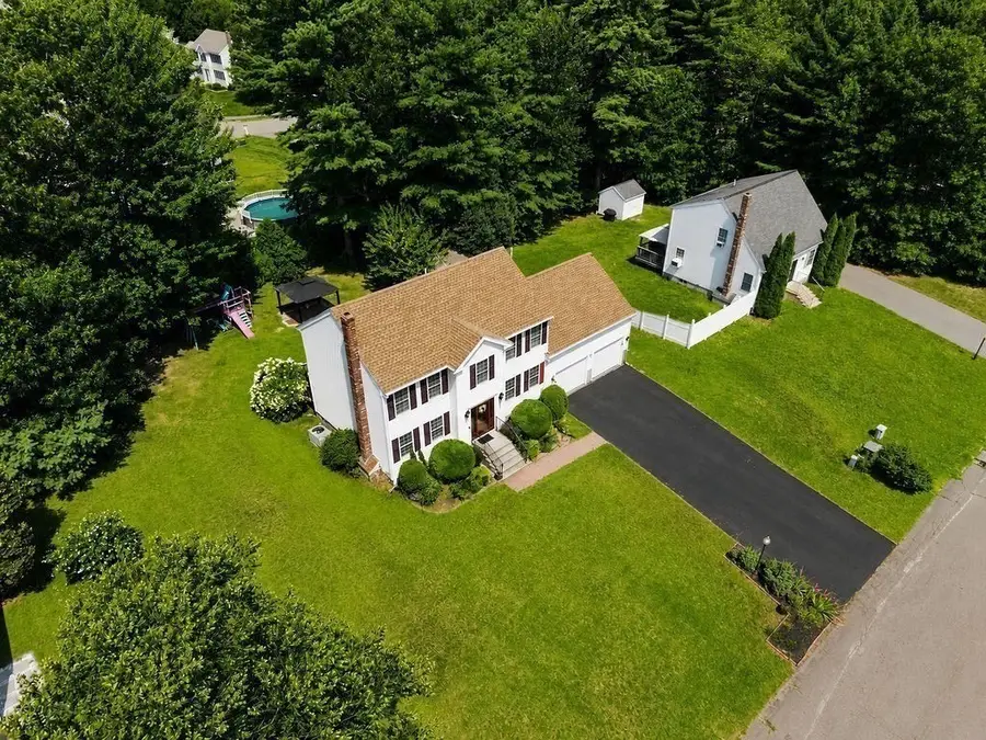 35 Meeshawn Ave, East Taunton, MA 02718 - #3