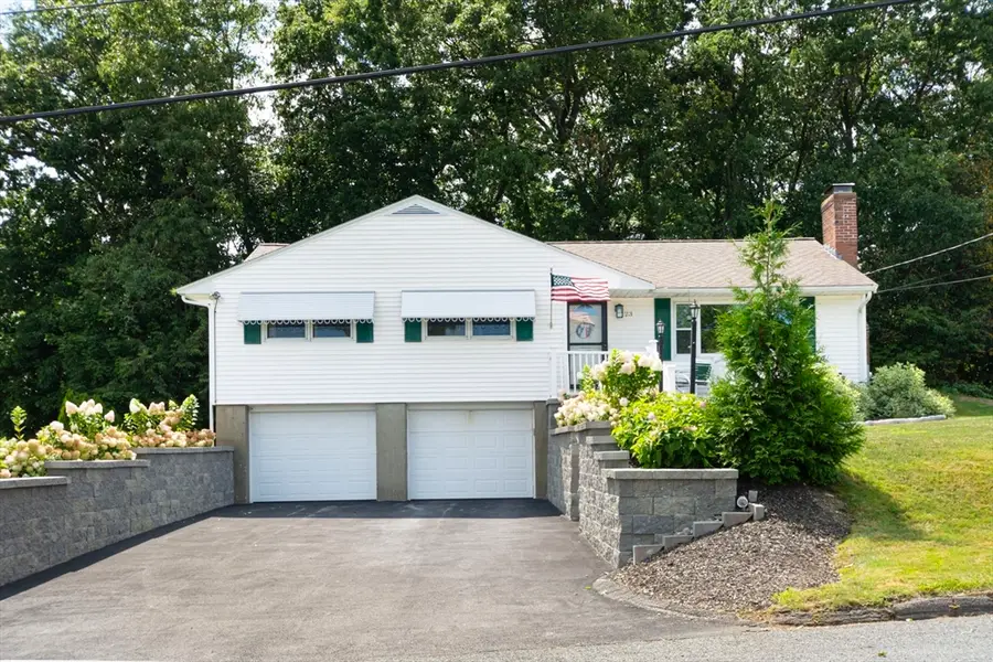 23 Mary Ann Dr, Worcester, MA 01606 - #3