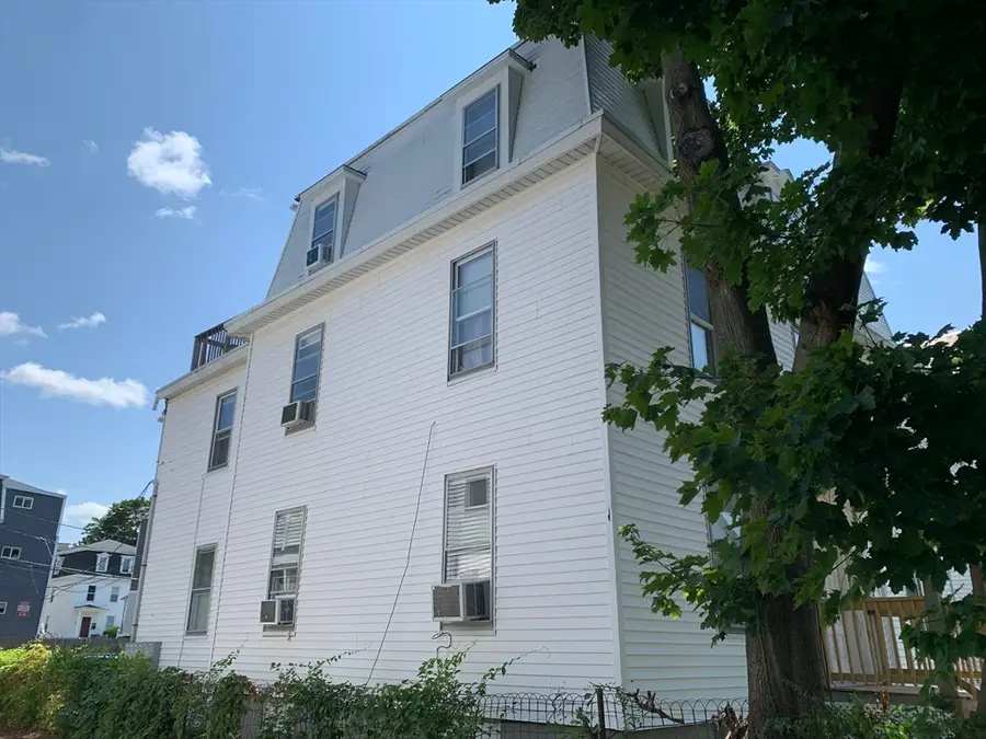 10 Denny St, Worcester, MA 01609 - #3