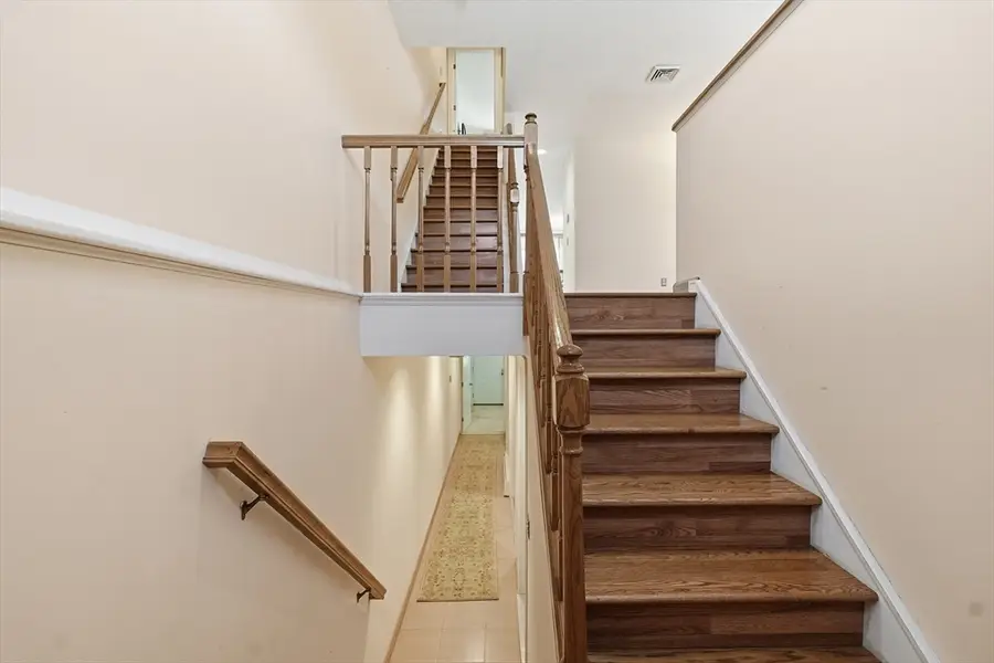 84 Camelot Drive #84, Worcester, MA 01602 - #3