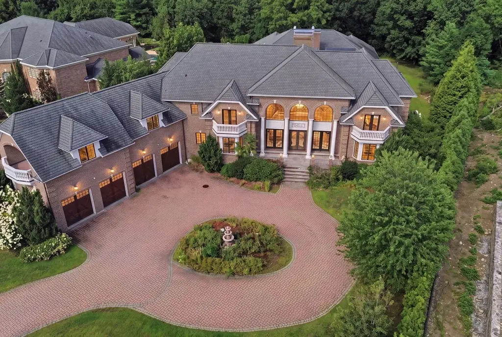 3 Regency Rdg, Andover, MA 01810 - #1