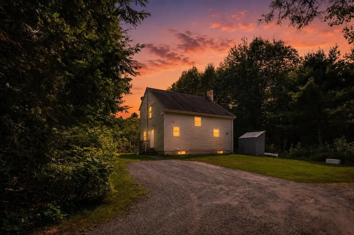 90 West St, Wendell, MA 01379 - #1