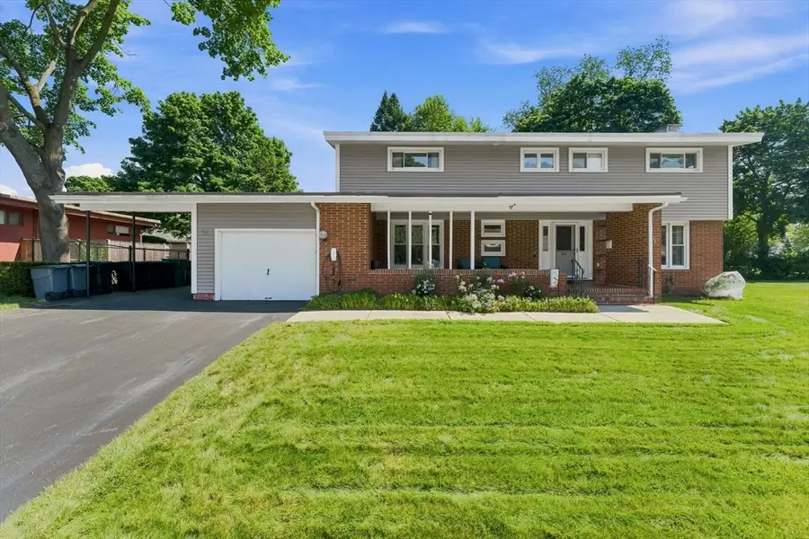 94 Florence Rd, Lowell, MA 01851 - #3