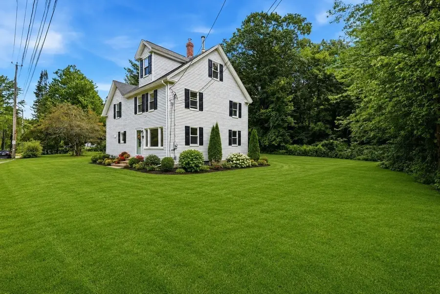 169 Quinapoxet St, Holden, MA 01522 - #2
