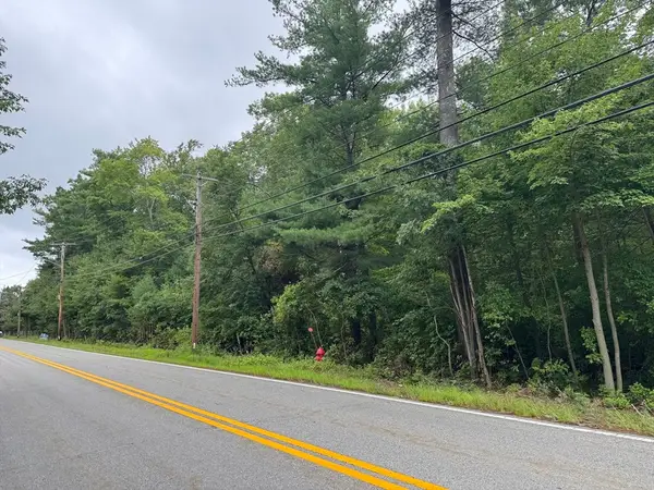 2034 County Street (lot 5), Taunton, MA 02718