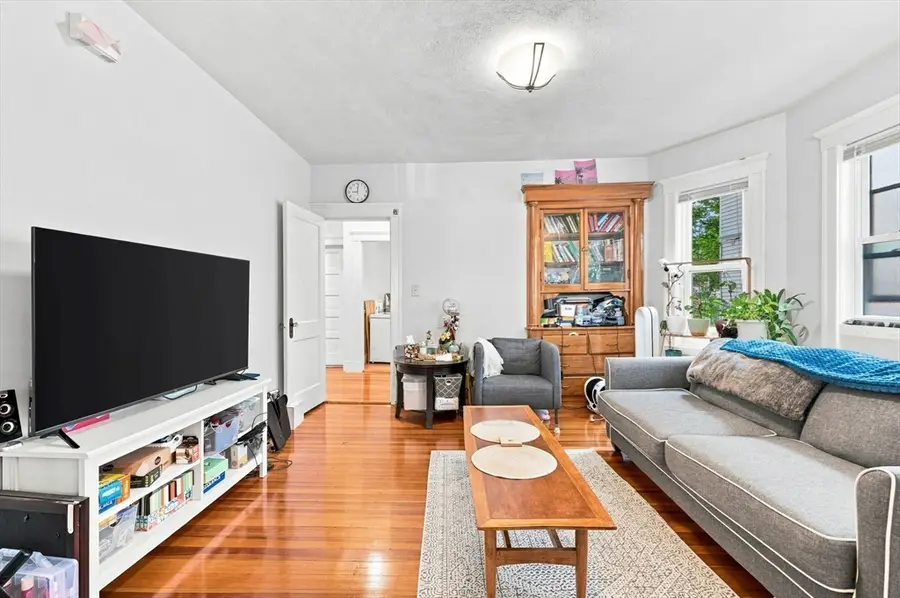23 Burnham St, Somerville, MA 02144 - #2