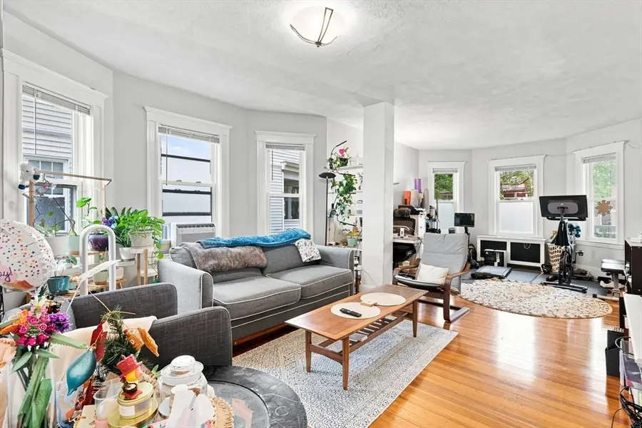 23 Burnham St, Somerville, MA 02144 - #3