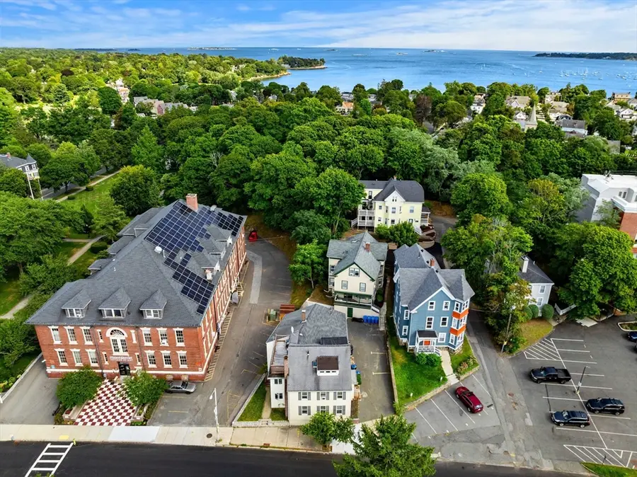 19 Essex St, Beverly, MA 01915 - #2