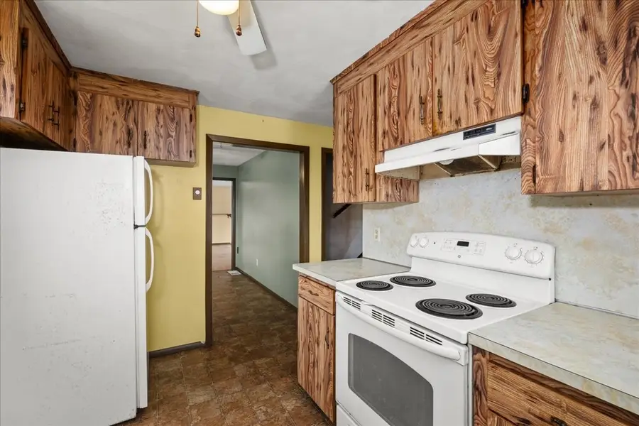 80 Meadow Road, Spencer, MA 01562 - #3
