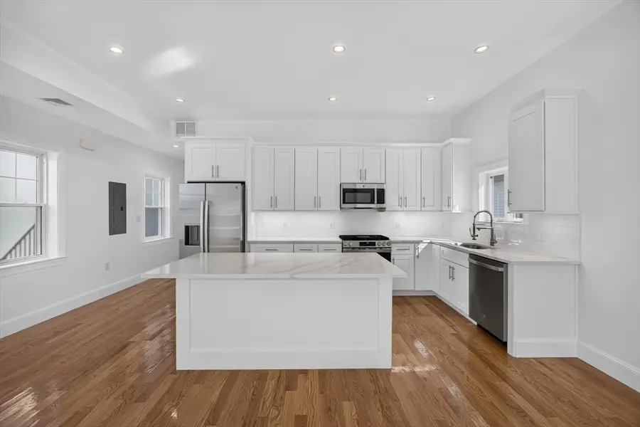 59 Larkin St #1, Revere, MA 02151 - #3