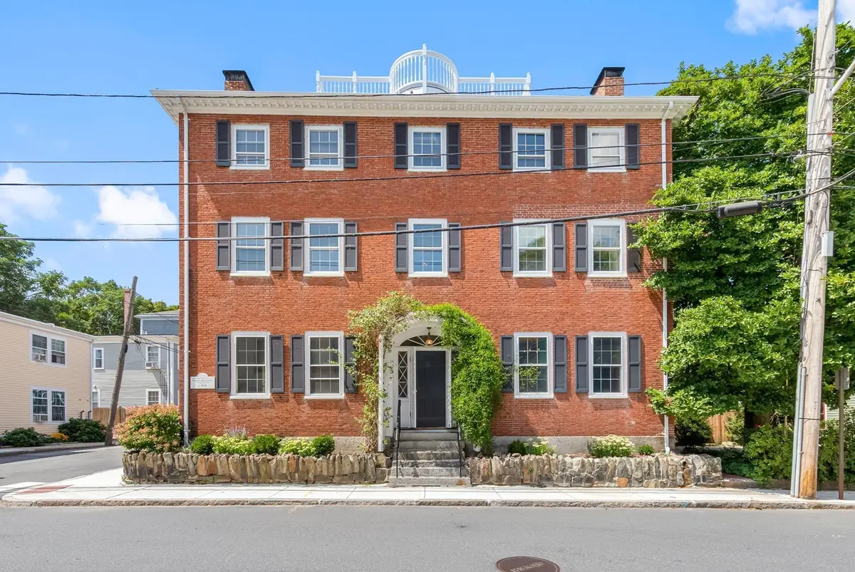 56 Lime St, Newburyport, MA 01950 - #1