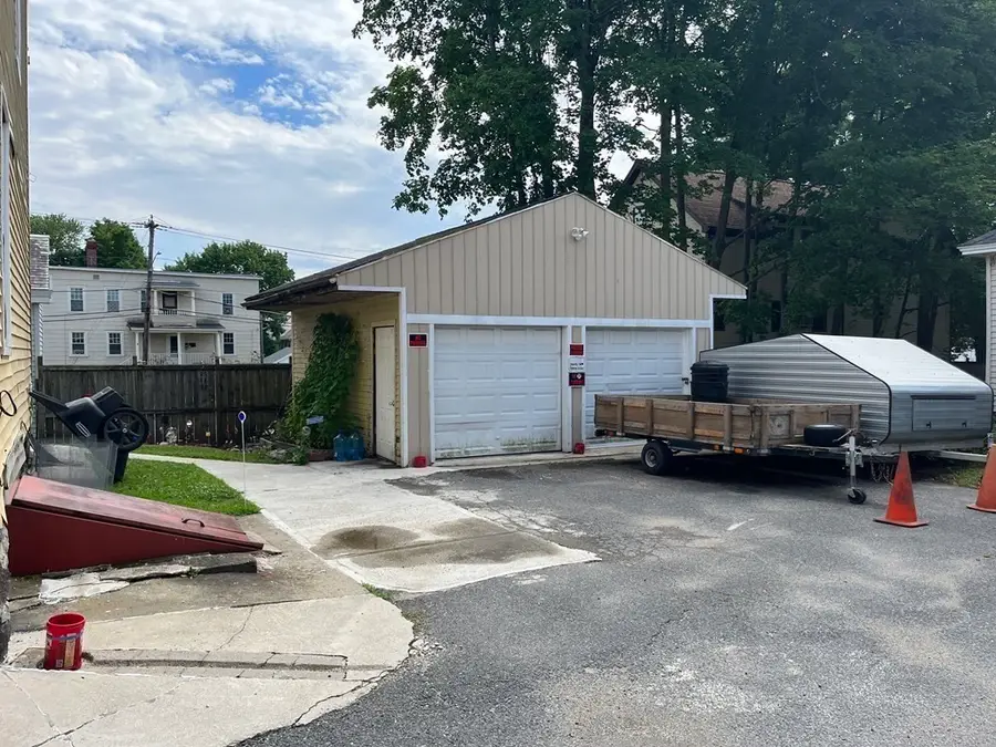 108-110 Conway St, Greenfield, MA 01301 - #2
