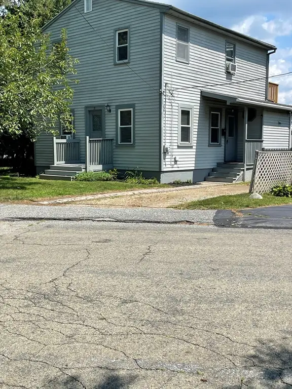 31 Stockholm St, Bellingham, MA 02019 - #3