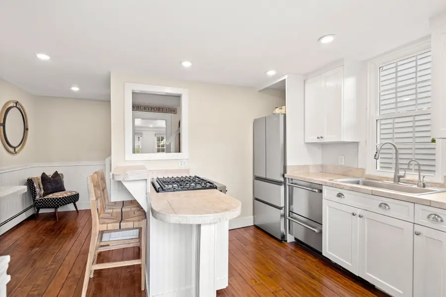 16 Warren St #16, Newburyport, MA 01950 - #2