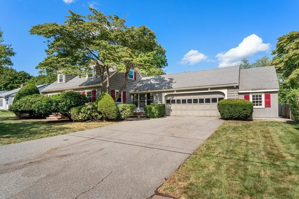 20 Oakhurst Rd., Beverly, MA 01915 - #1