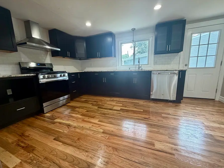 5 Rock St, Westport, MA 02790 - #3