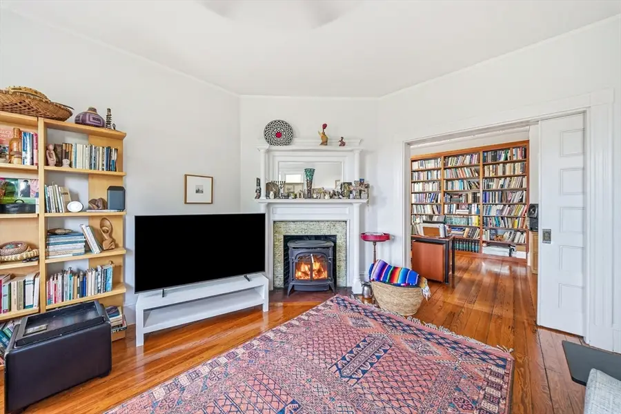 113 Antrim St #3, Cambridge, MA 02139 - #3
