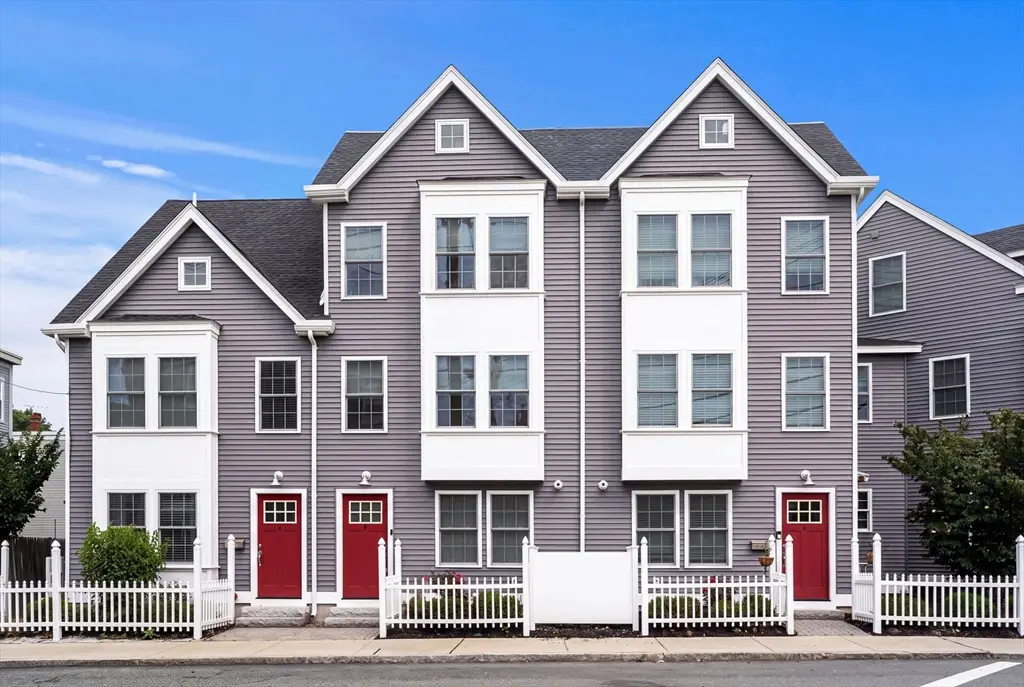 34 Beckford St #D, Beverly, MA 01915 - #1